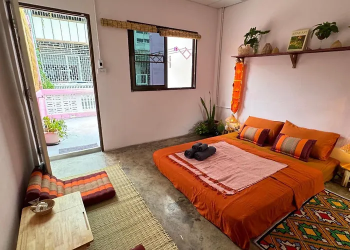 Baan Yentafo - Pink House 4th Floor *